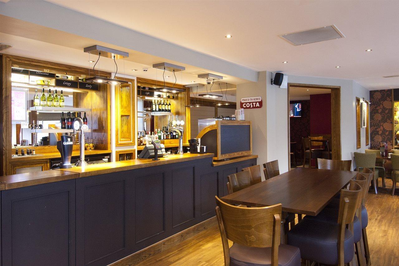 Premier Inn Bradford Central 외부 사진