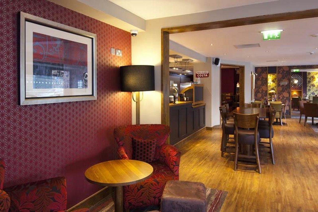 Premier Inn Bradford Central 외부 사진